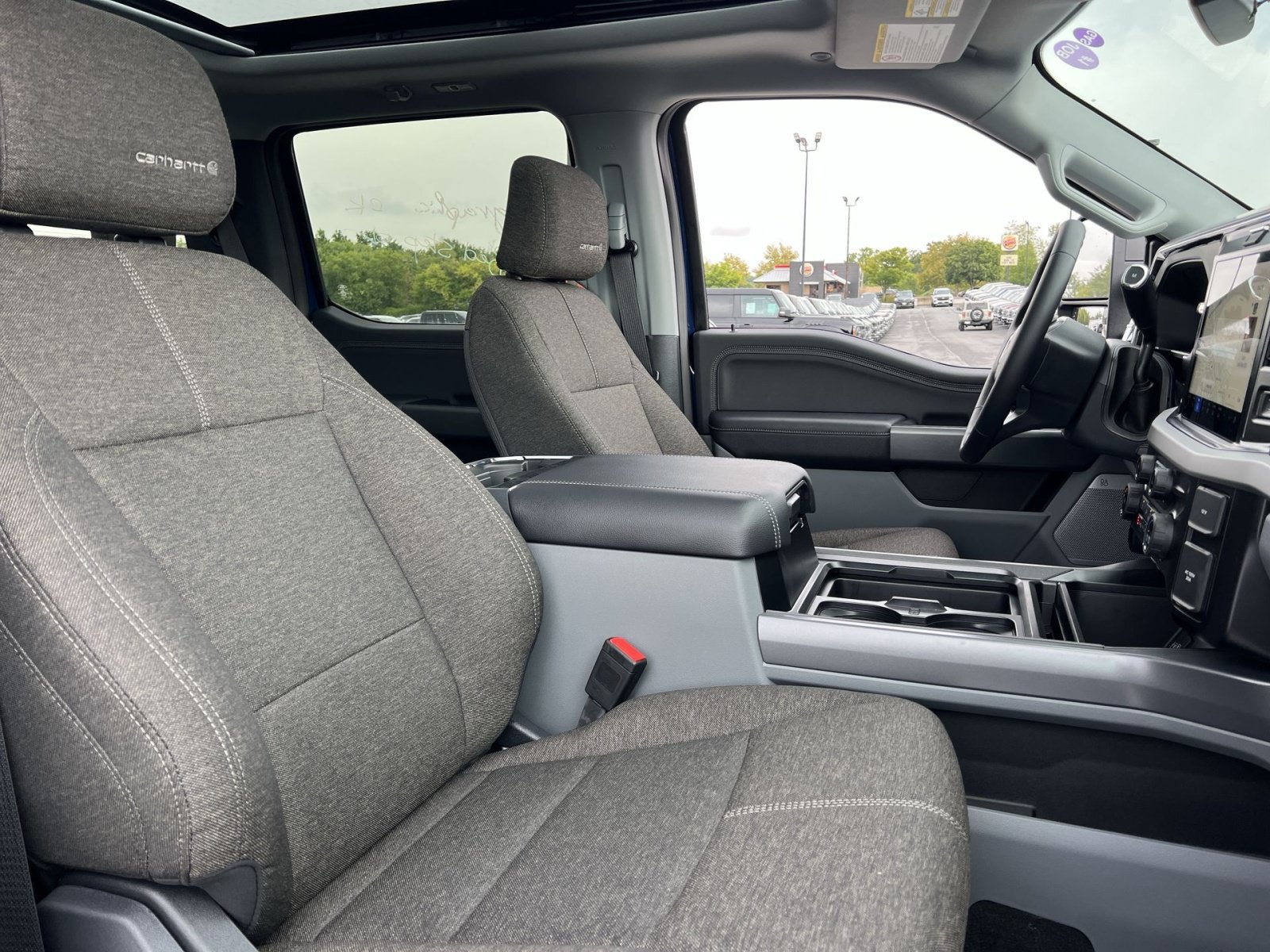New 2027 Ford F250 XLT w/ XLT Premium Package AWD/4WD image 27