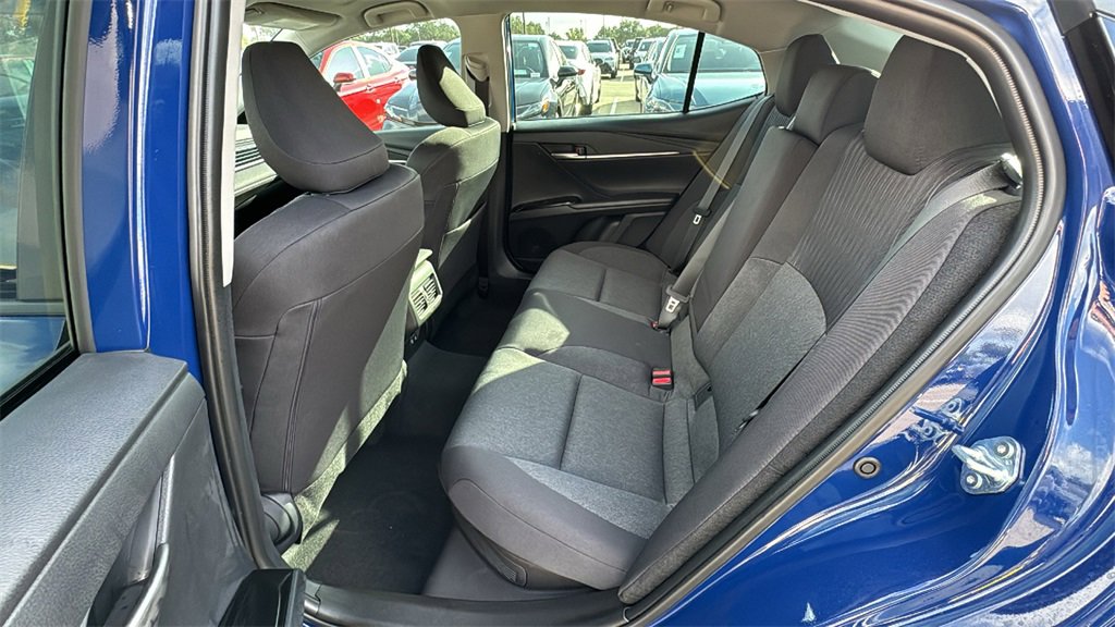 New 2025 Toyota Camry Hybrid image 21