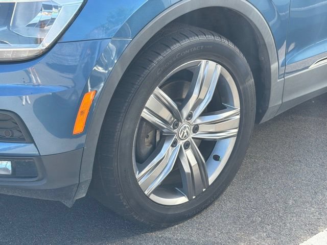Used 2020 Volkswagen Tiguan SEL FWD image 4