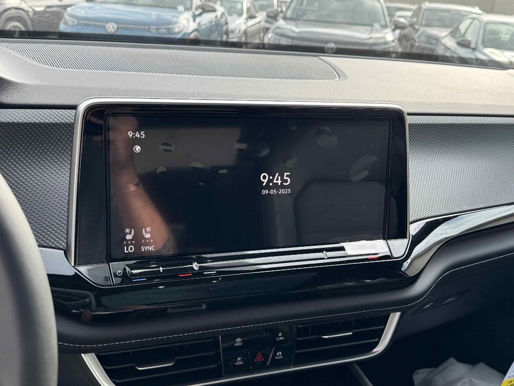 New 2026 Volkswagen Atlas Cross Sport SEL R-Line image 16