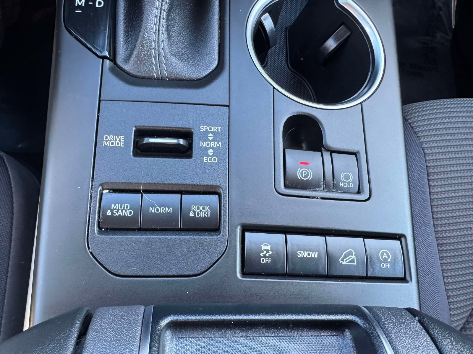 Used 2022 Toyota Highlander LE image 33