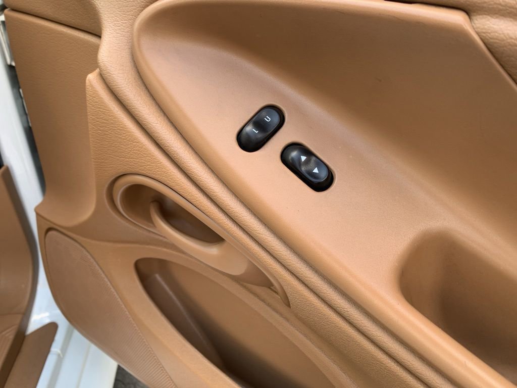 Used 1998 Ford Mustang Cobra RWD image 30