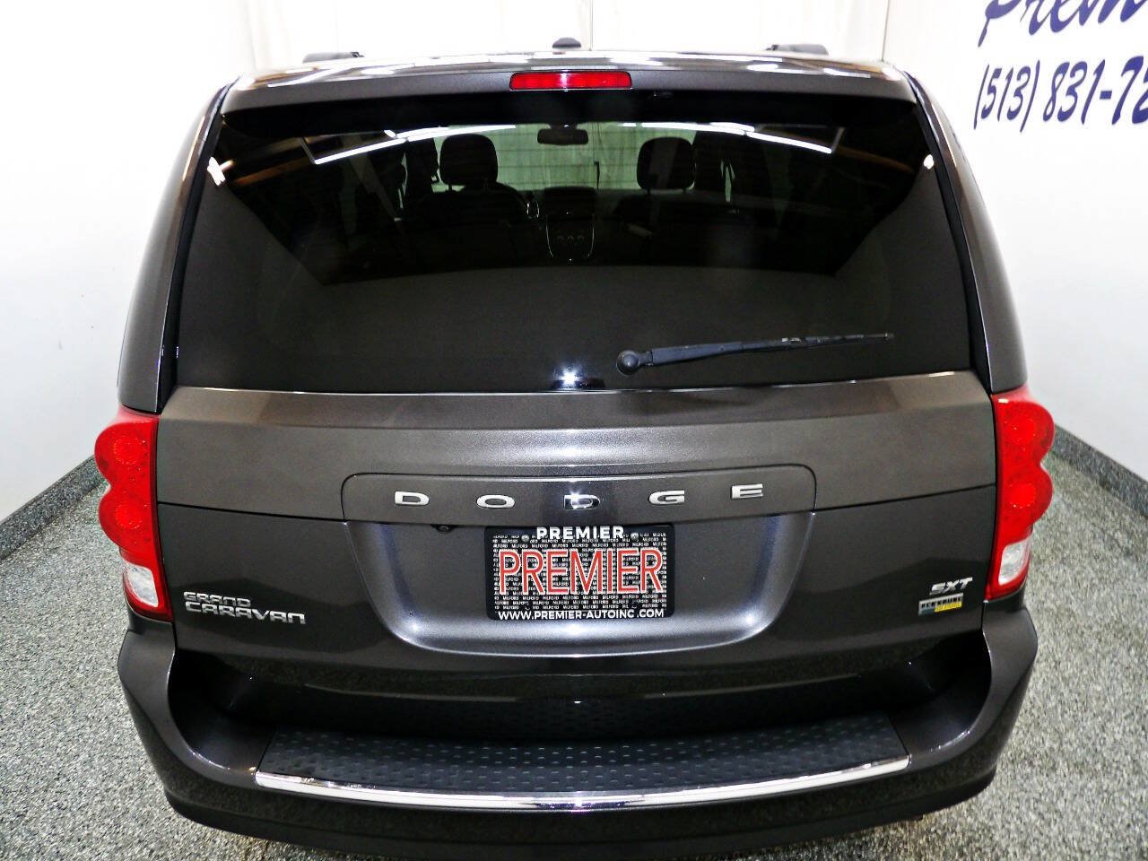 Used 2019 Dodge Grand Caravan SXT FWD image 5
