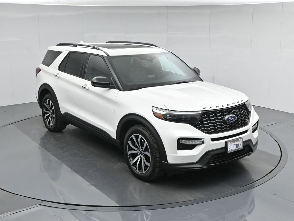 Used 2020 Ford Explorer ST w/ Premium Technology Package image 43