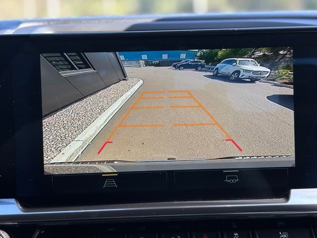 Used 2024 Chevrolet Silverado 1500 LT AWD/4WD image 68