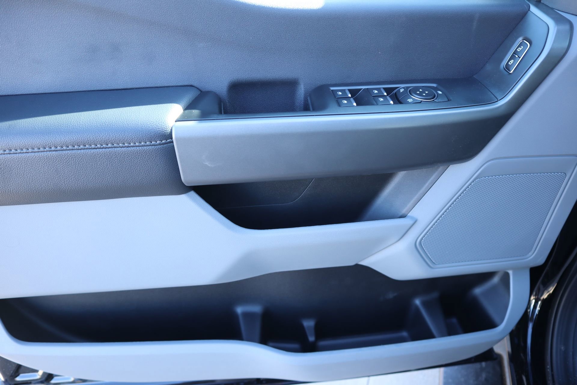 New 2026 Ford F250 XL w/ STX Appearance Package image 15