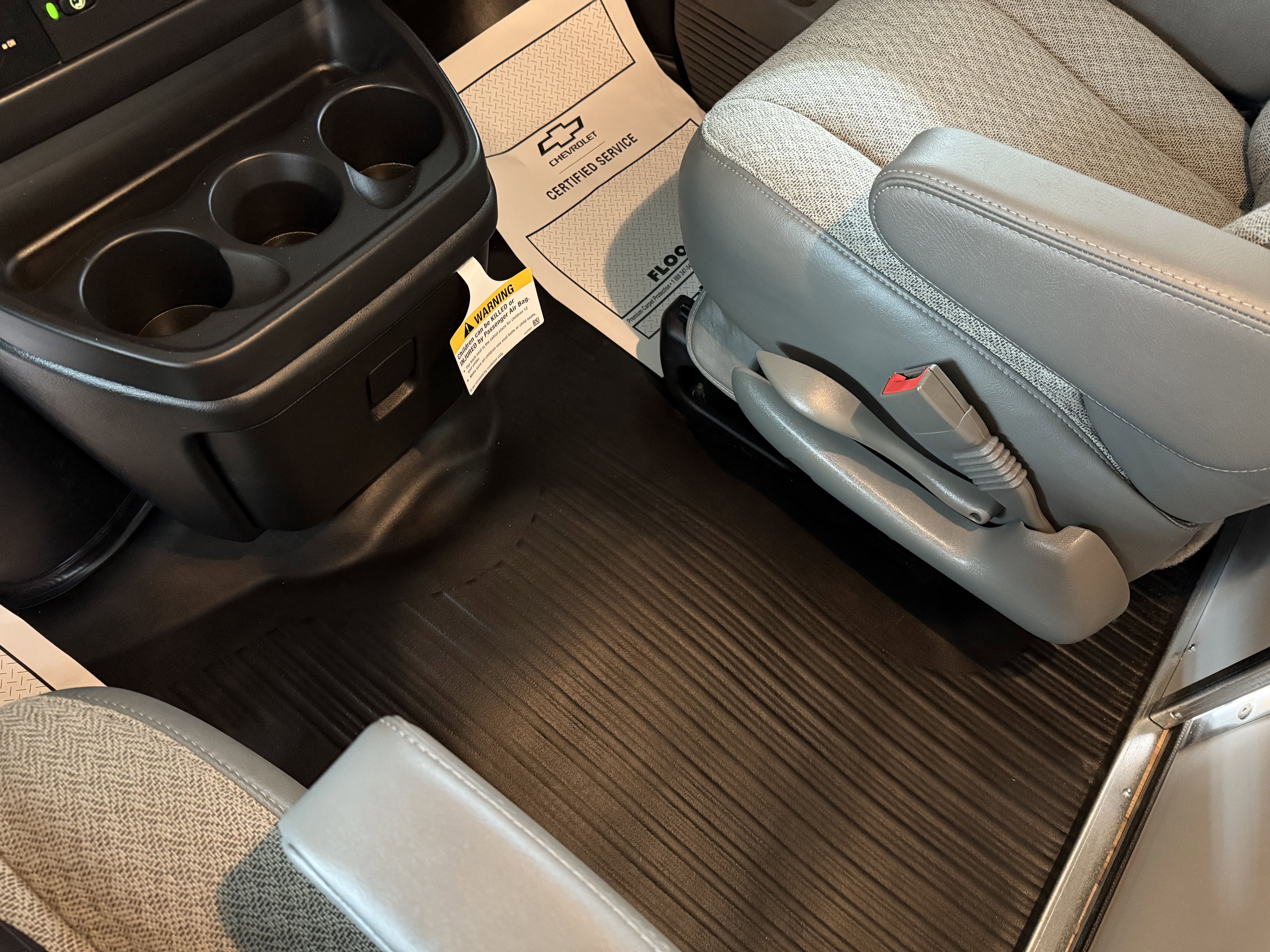 New 2025 Chevrolet Express 3500 w/ Power Convenience Package image 23