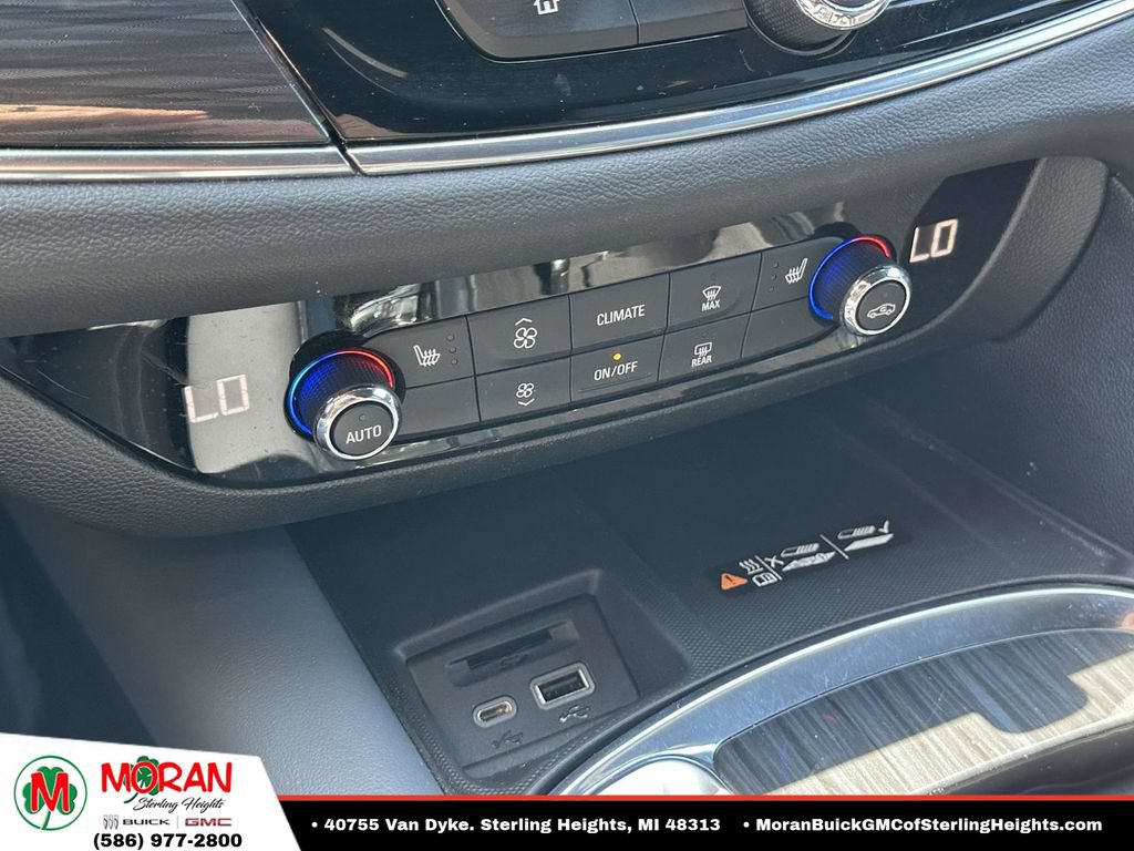 Certified 2024 Buick Enclave Essence w/ Sport Touring Edition FWD image 26