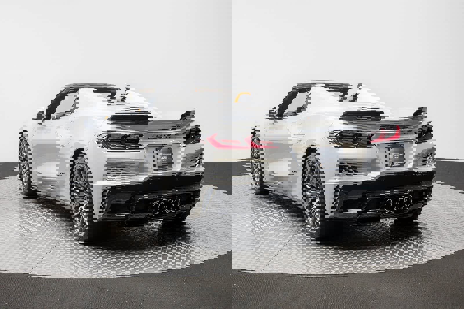 Used 2024 Chevrolet Corvette Z06 image 4