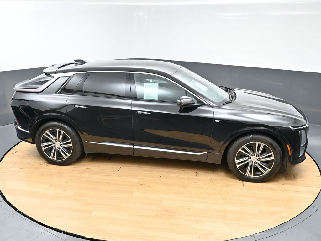Used 2024 Cadillac Lyriq Luxury AWD/4WD image 49