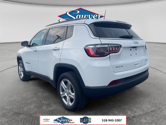 Used 2023 Jeep Compass Latitude AWD/4WD image 3