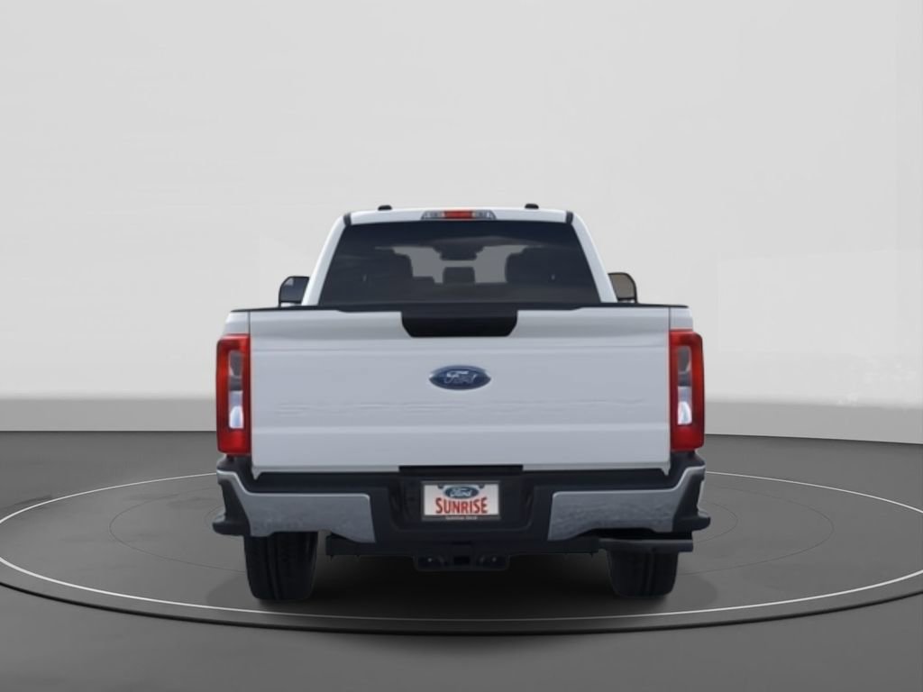 New 2026 Ford F350 XLT w/ FX4 Off-Road Package image 5