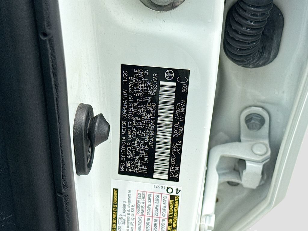 Used 2021 Toyota C-HR XLE FWD image 30