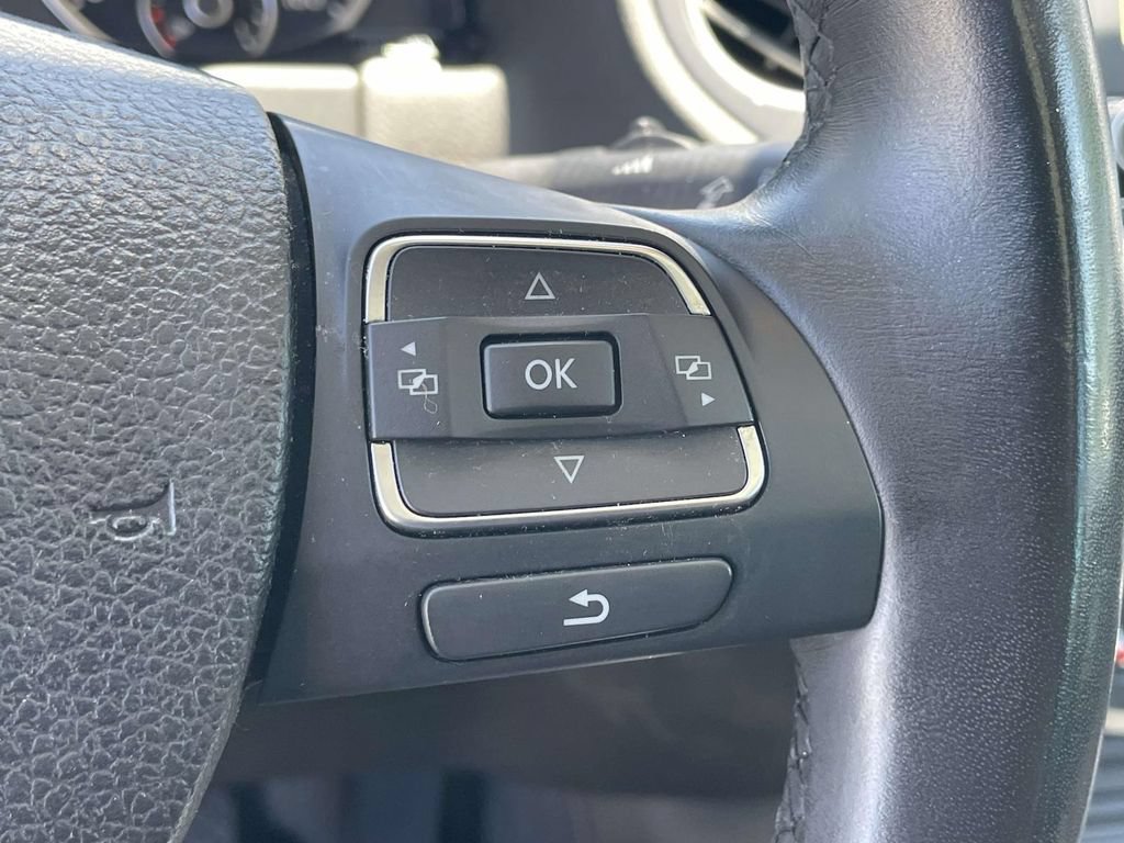 Used 2017 Volkswagen Tiguan Wolfsburg Edition FWD image 23