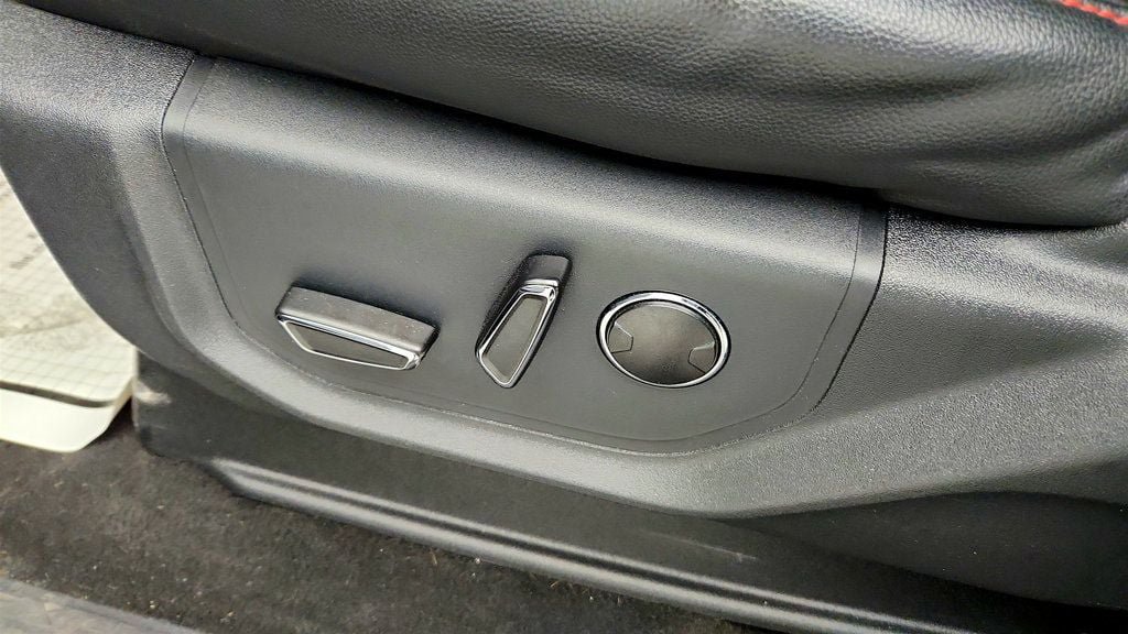 Used 2023 Ford Expedition Max Limited AWD/4WD image 11