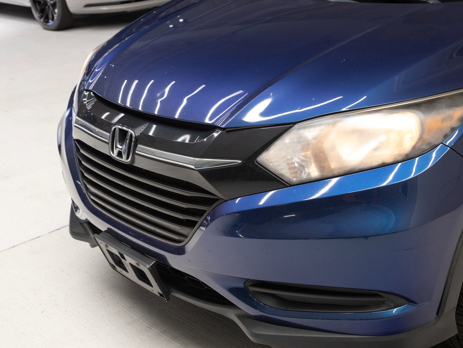 Used 2017 Honda HR-V LX image 27