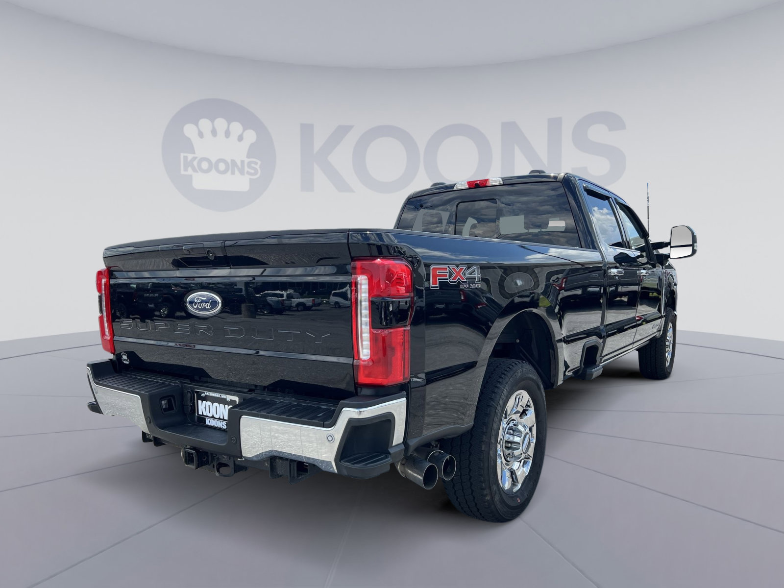 Certified 2025 Ford F350 Lariat w/ Lariat Ultimate Package AWD/4WD image 7