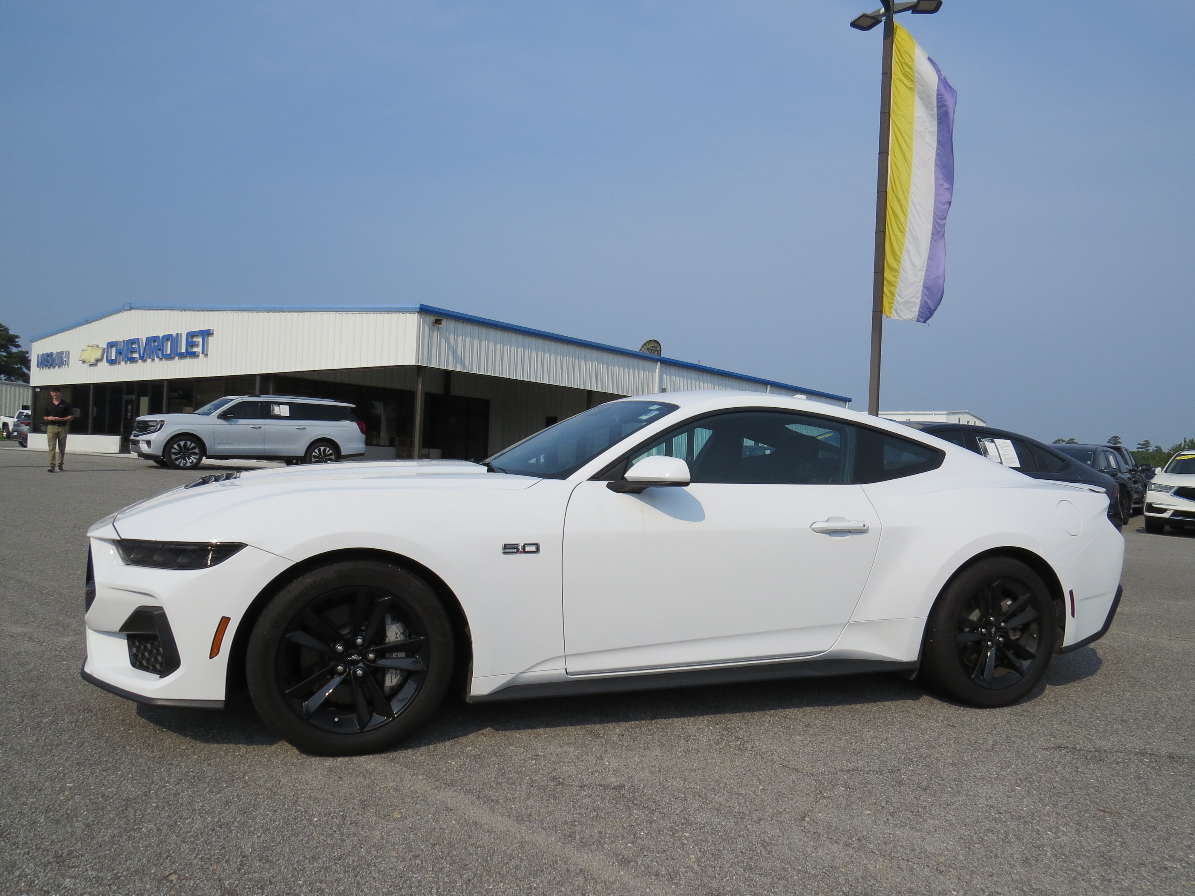 Used 2025 Ford Mustang GT RWD image 5