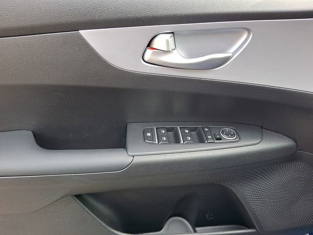 Used 2024 Kia Forte LXS image 15