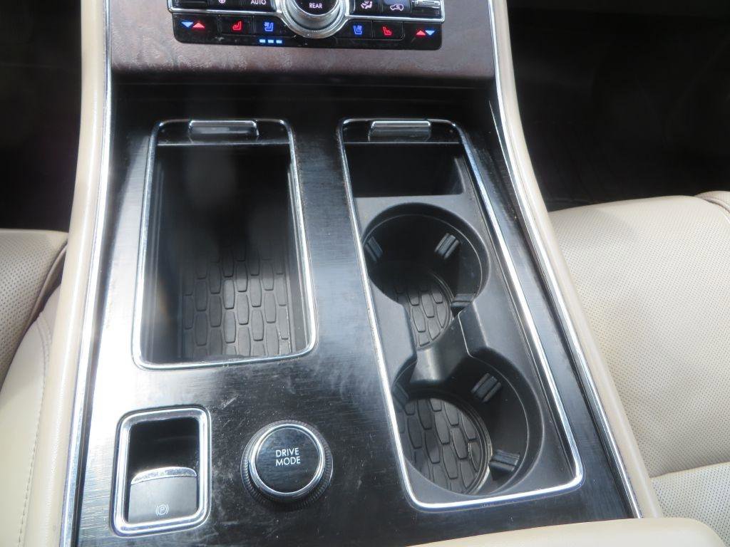 Used 2020 Lincoln Aviator Reserve w/ Equipment Group 202A image 20