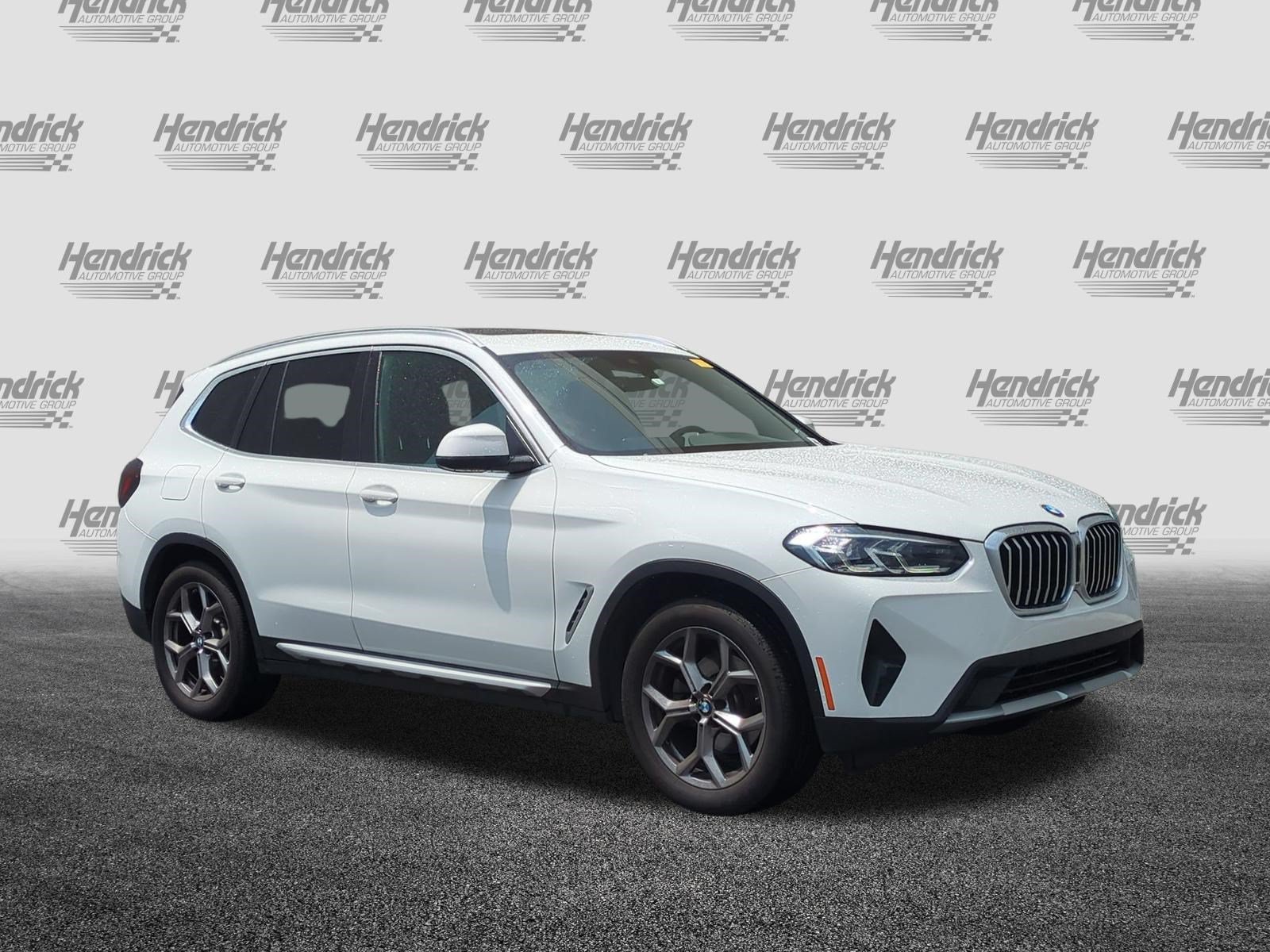 Used 2022 BMW X3 xDrive30i w/ Premium Package 2 AWD/4WD image 2
