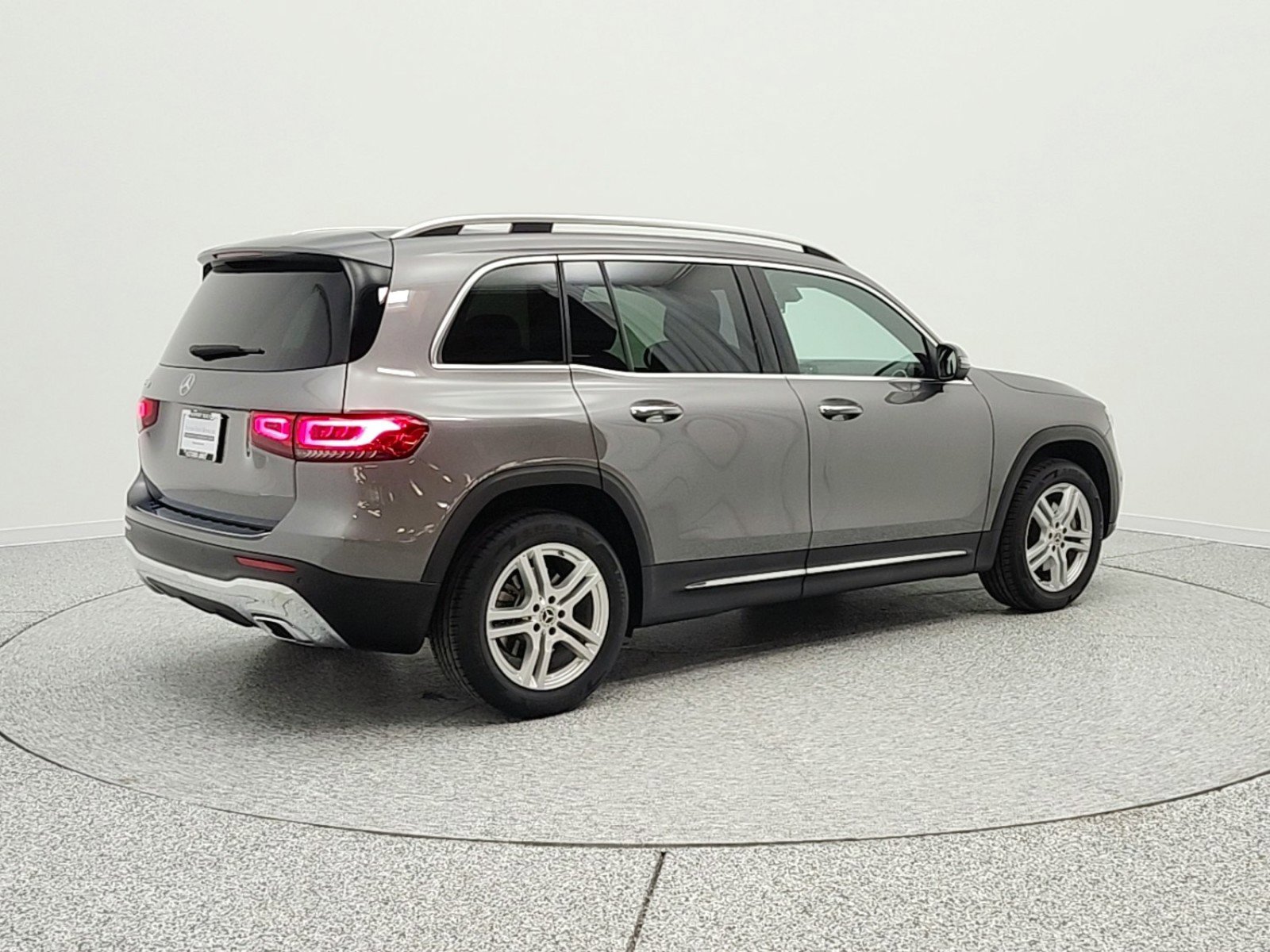 Used 2022 Mercedes-Benz GLB 250 image 5