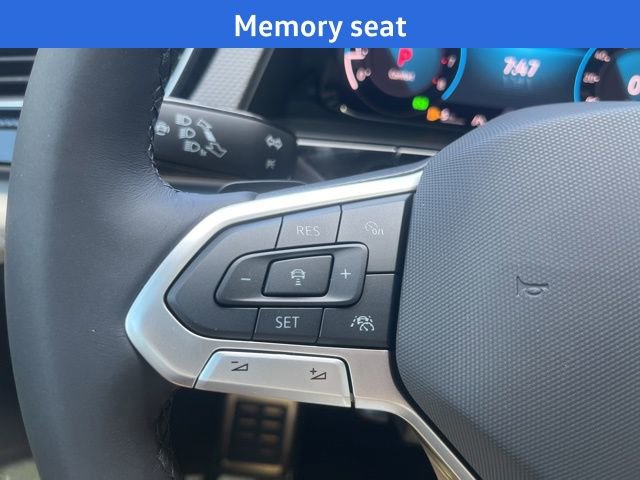 New 2026 Volkswagen Atlas Cross Sport SEL Premium R-Line image 10