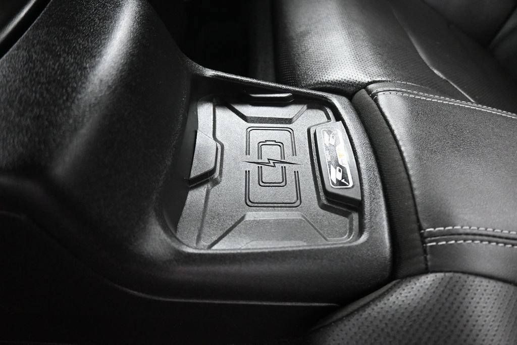 Used 2018 Chevrolet Camaro SS RWD image 33