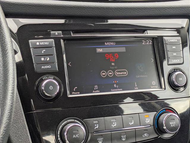 Used 2021 Nissan Rogue Sport S image 19