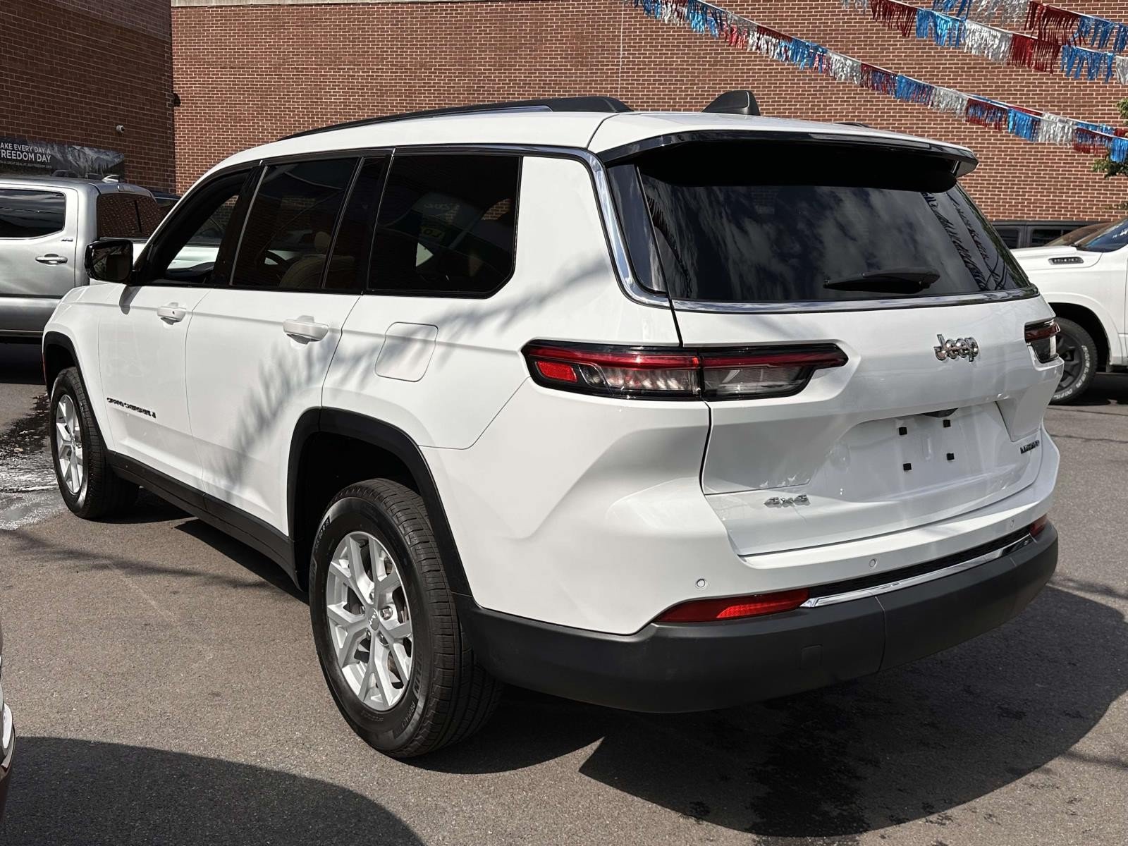 New 2023 Jeep Grand Cherokee L Limited AWD/4WD image 4