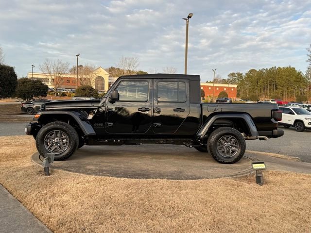 New 2026 Jeep Gladiator Sport AWD/4WD image 4