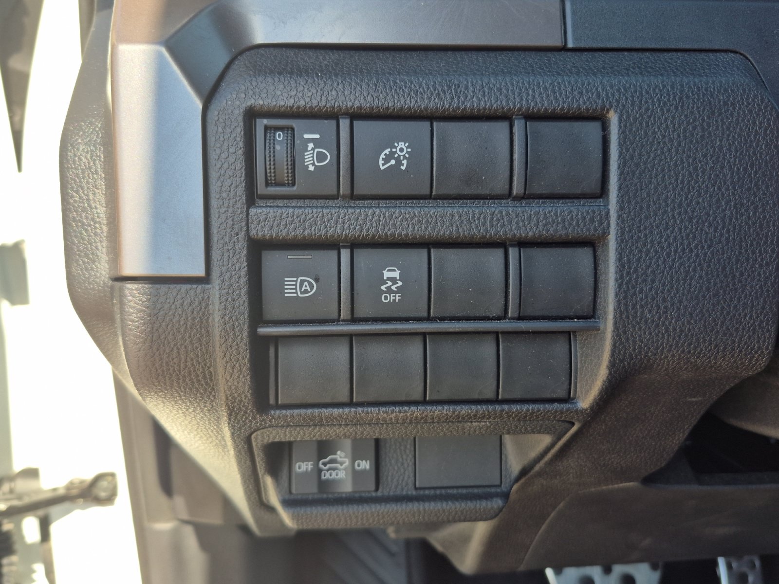 Used 2024 Toyota Tacoma TRD Sport AWD/4WD image 34
