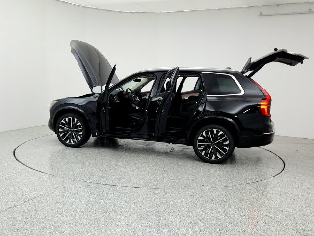 New 2026 Volvo XC90 B6 Plus w/ Protection Package Premier AWD/4WD image 12