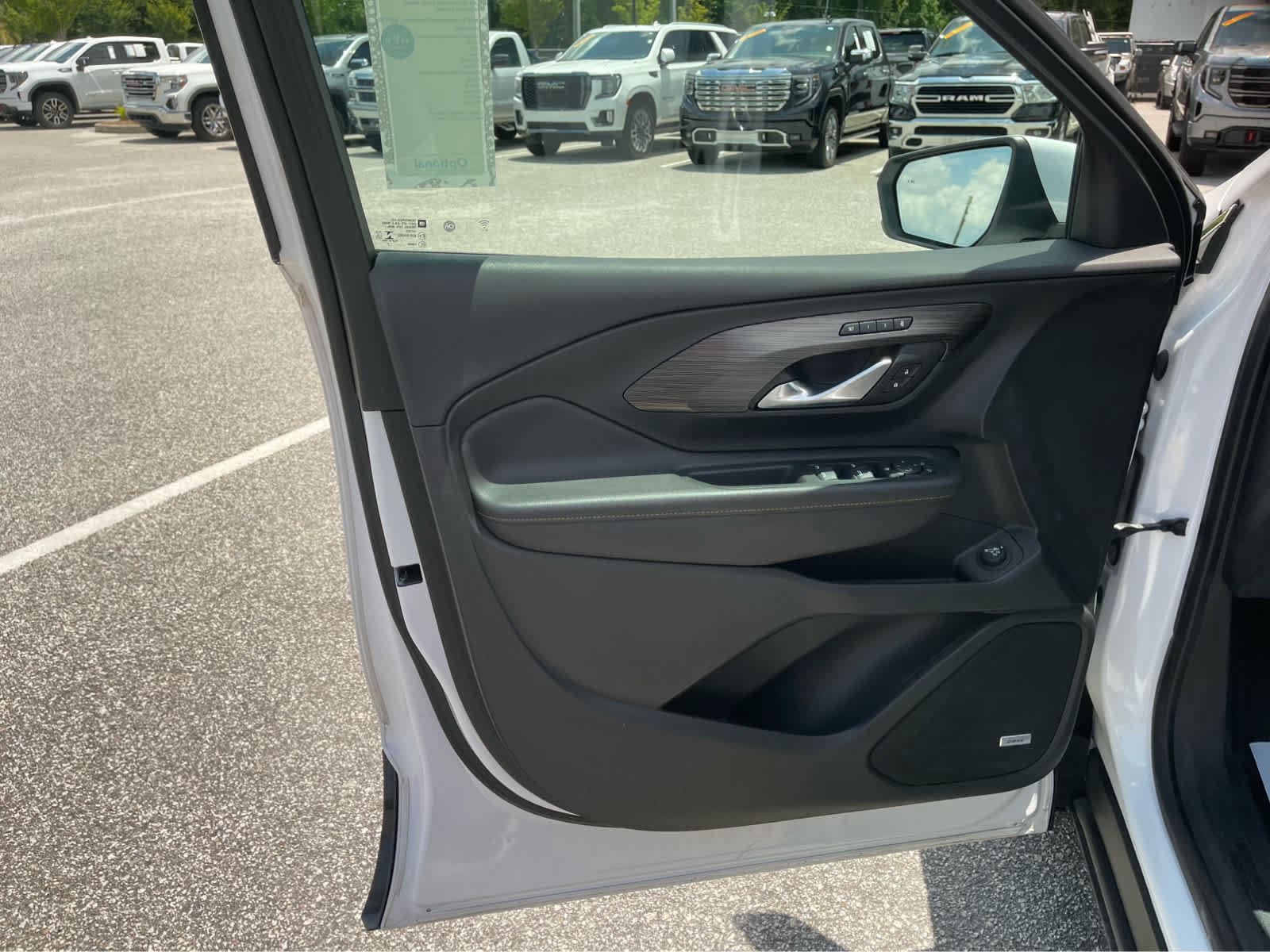 Used 2020 GMC Terrain SLT w/ Preferred Package AWD/4WD image 10