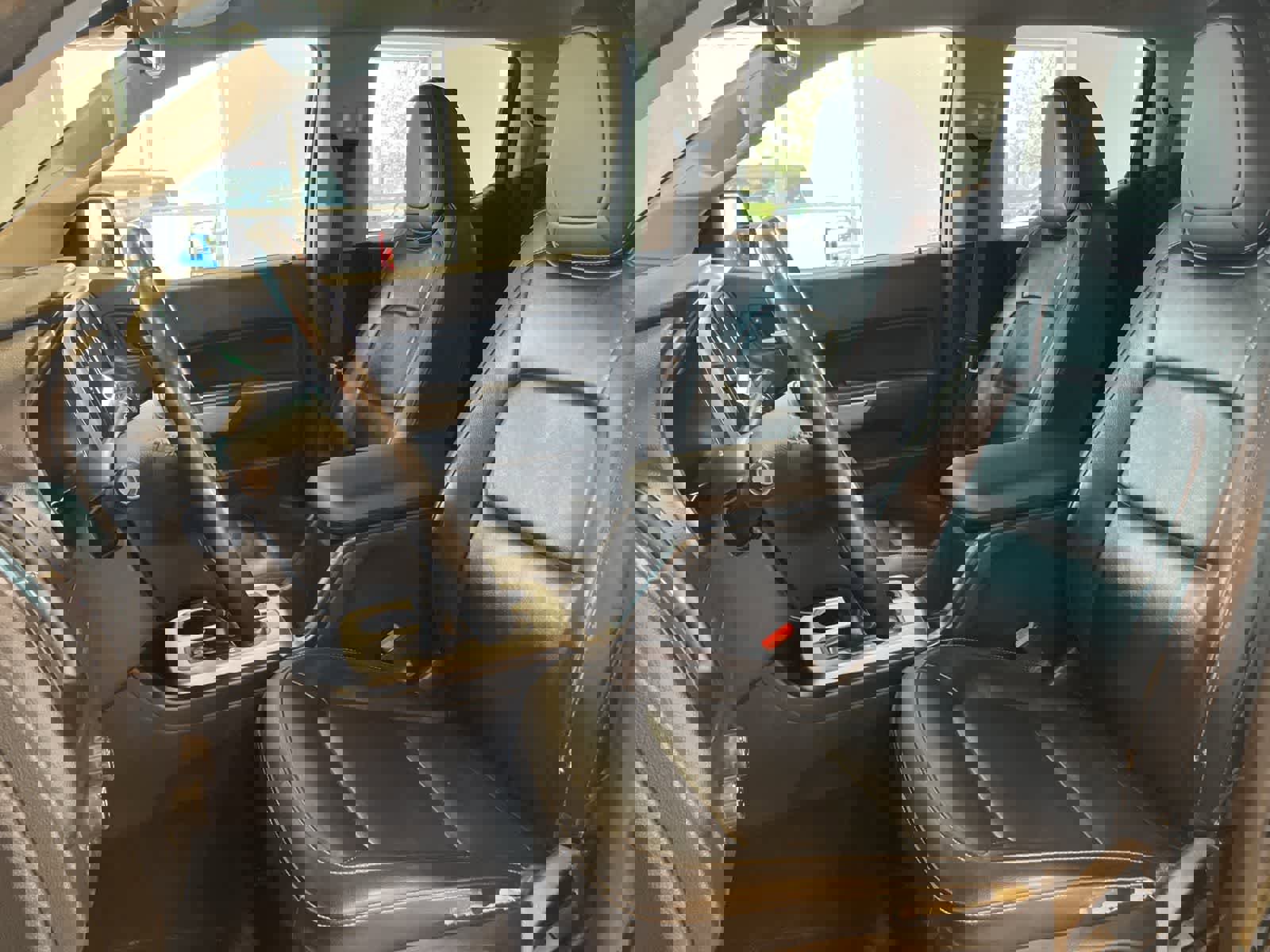 Used 2015 Chevrolet Colorado LT w/ Luxury Package AWD/4WD image 10