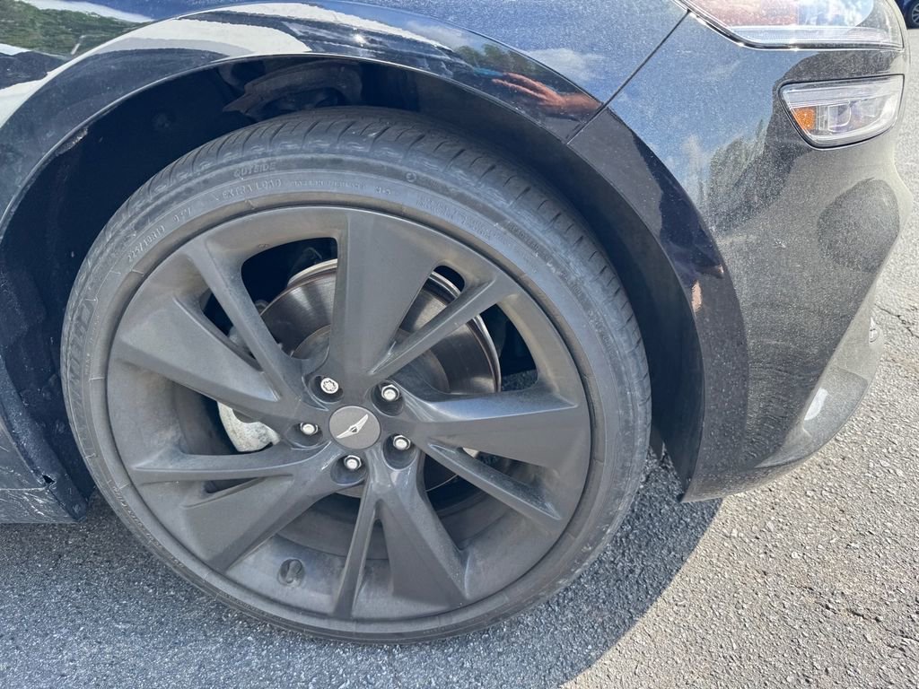 Used 2023 Genesis G70 2.0T w/ Sport Prestige Package image 2