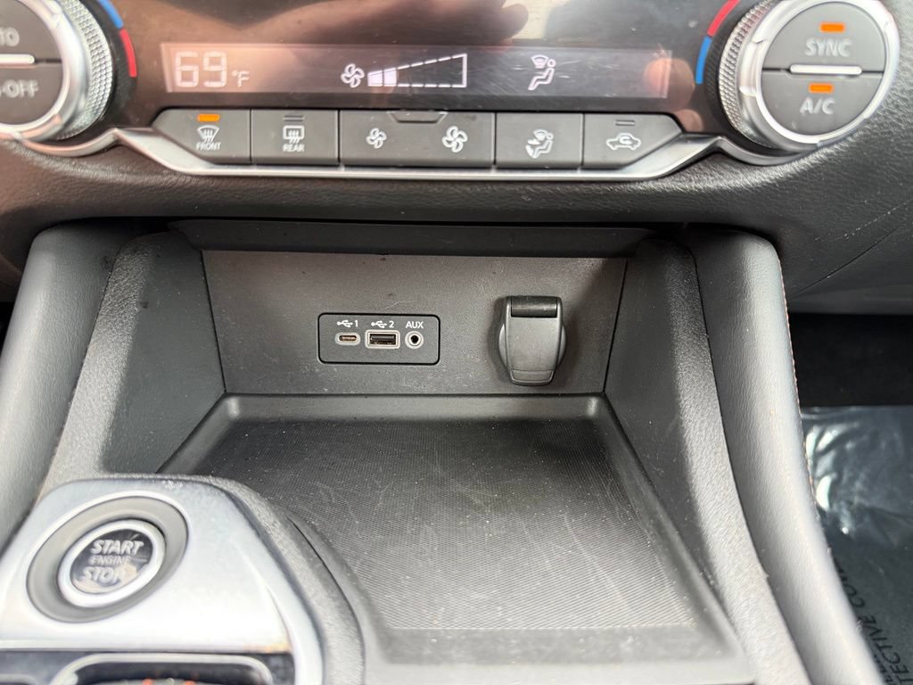 Used 2021 Nissan Sentra SR FWD image 30