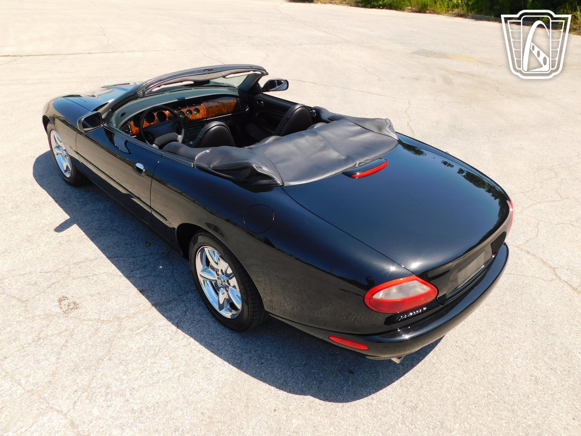 Used 1998 Jaguar XK8 Convertible image 16
