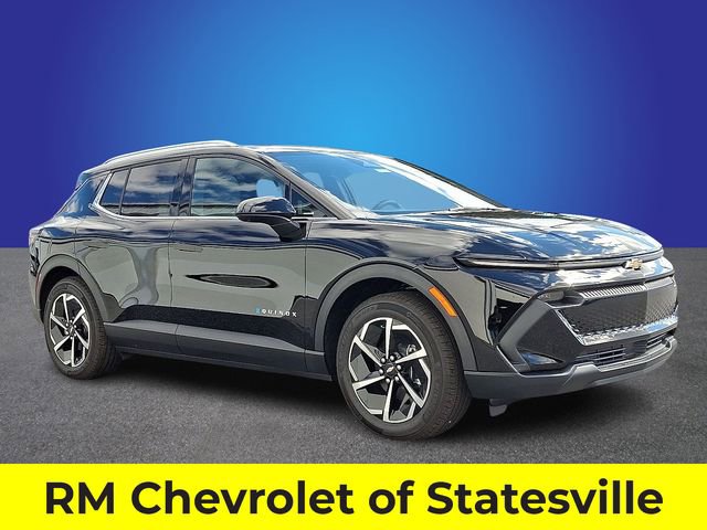New 2026 Chevrolet Equinox EV LT image 2