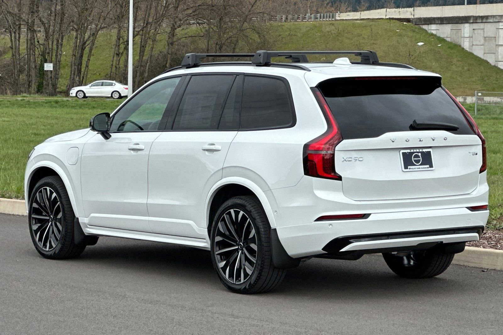 New 2026 Volvo XC90 T8 Ultra w/ Lounge Package image 5