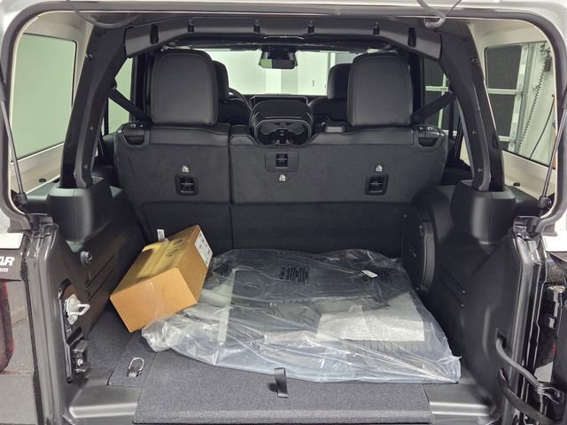 New 2026 Jeep Wrangler Sahara w/ Whitecap Package image 12