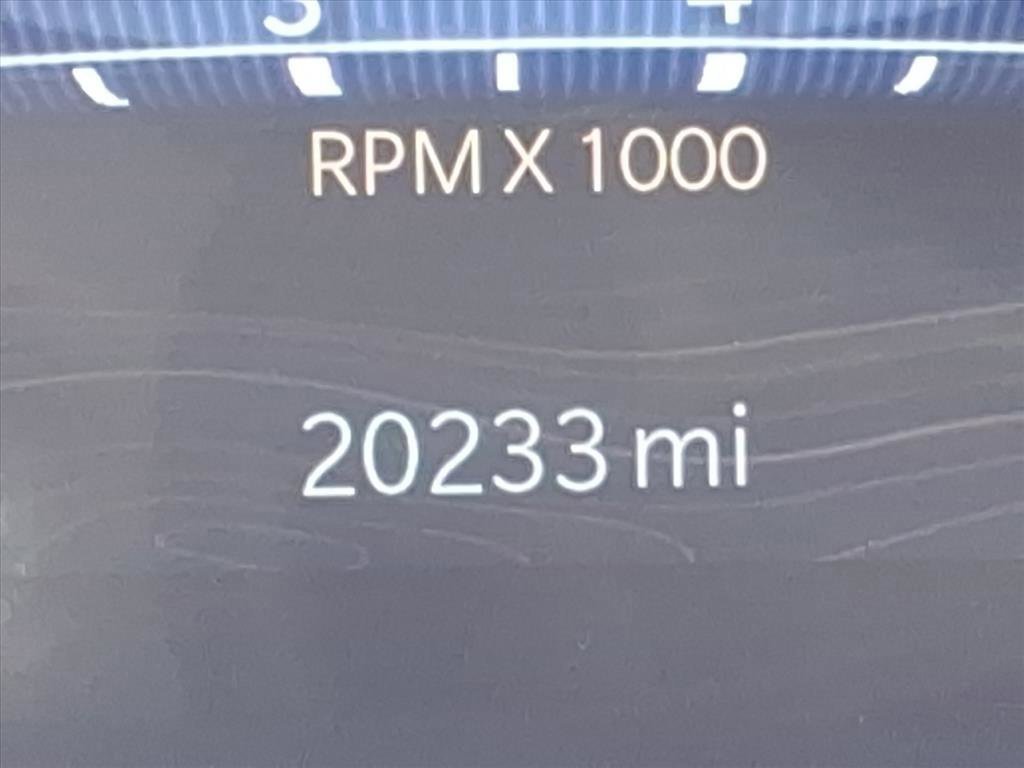 Used 2023 Jeep Grand Cherokee L Laredo image 23