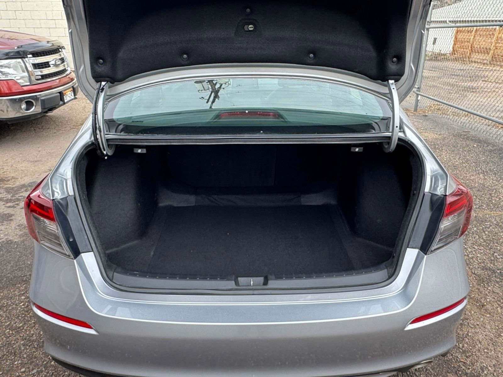 Used 2025 Honda Civic Sport image 30