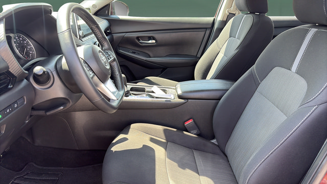 Used 2022 Nissan Sentra SV FWD image 22