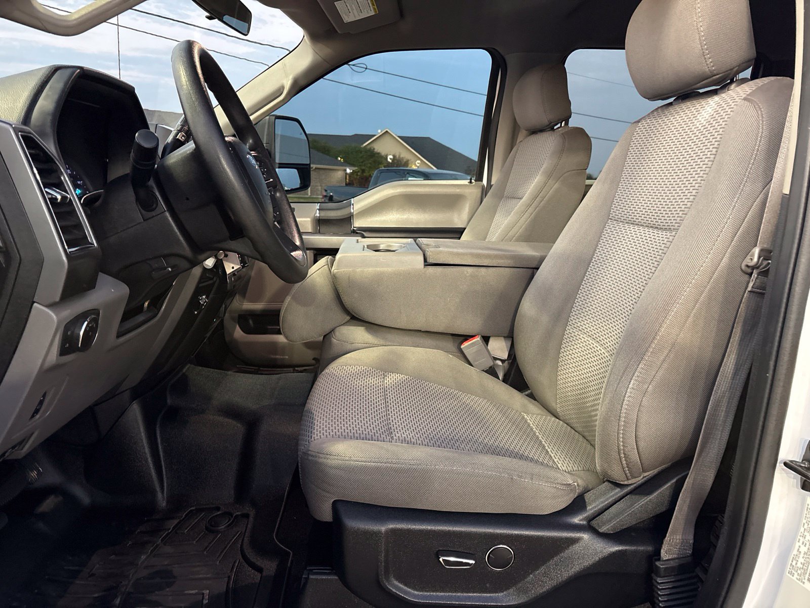 Used 2019 Ford F250 XLT w/ XLT Value Package AWD/4WD image 14