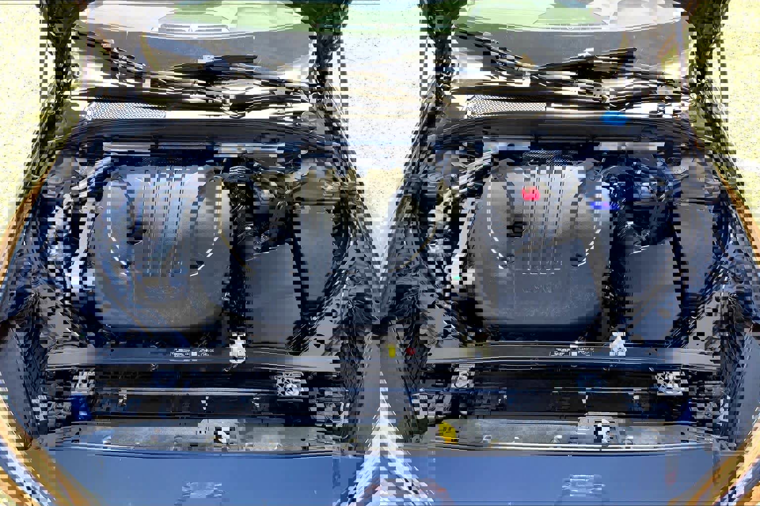 Used 2023 Volvo S60 B5 Plus AWD/4WD image 32