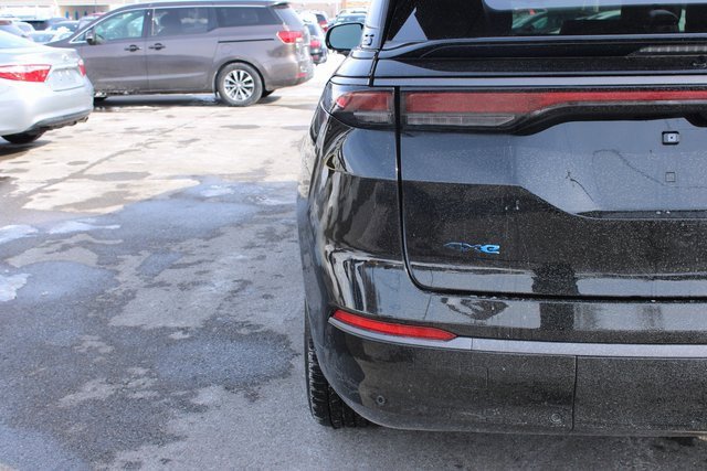 Used 2024 Jeep Wagoneer Launch Edition image 46