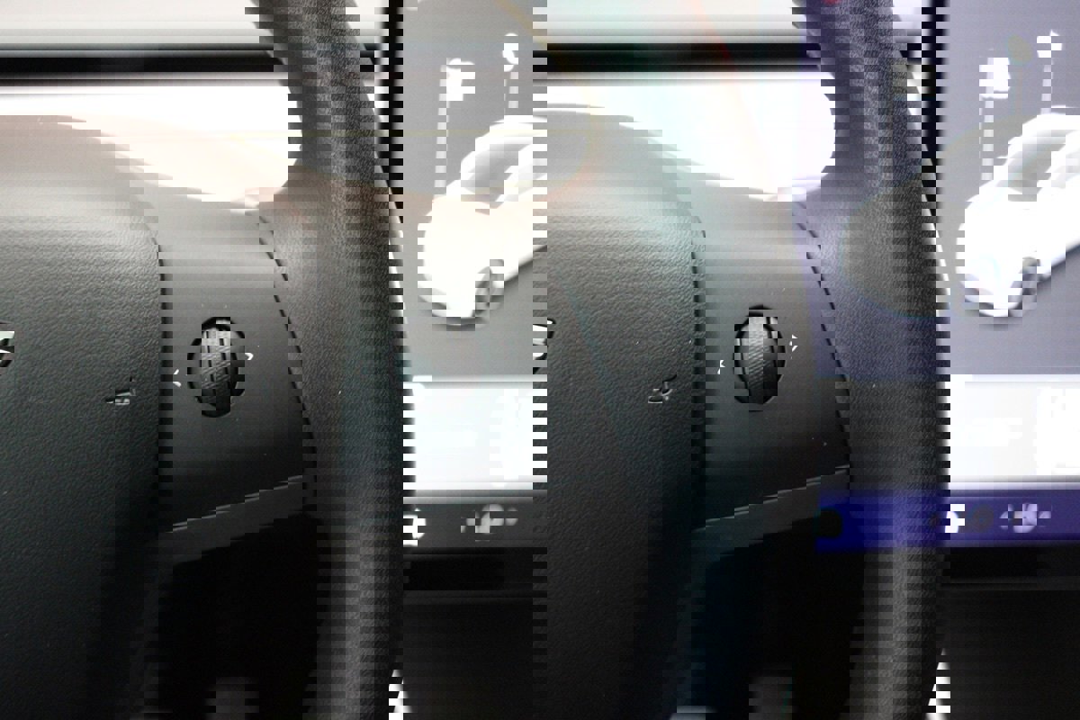 Used 2020 Tesla Model Y Performance image 42