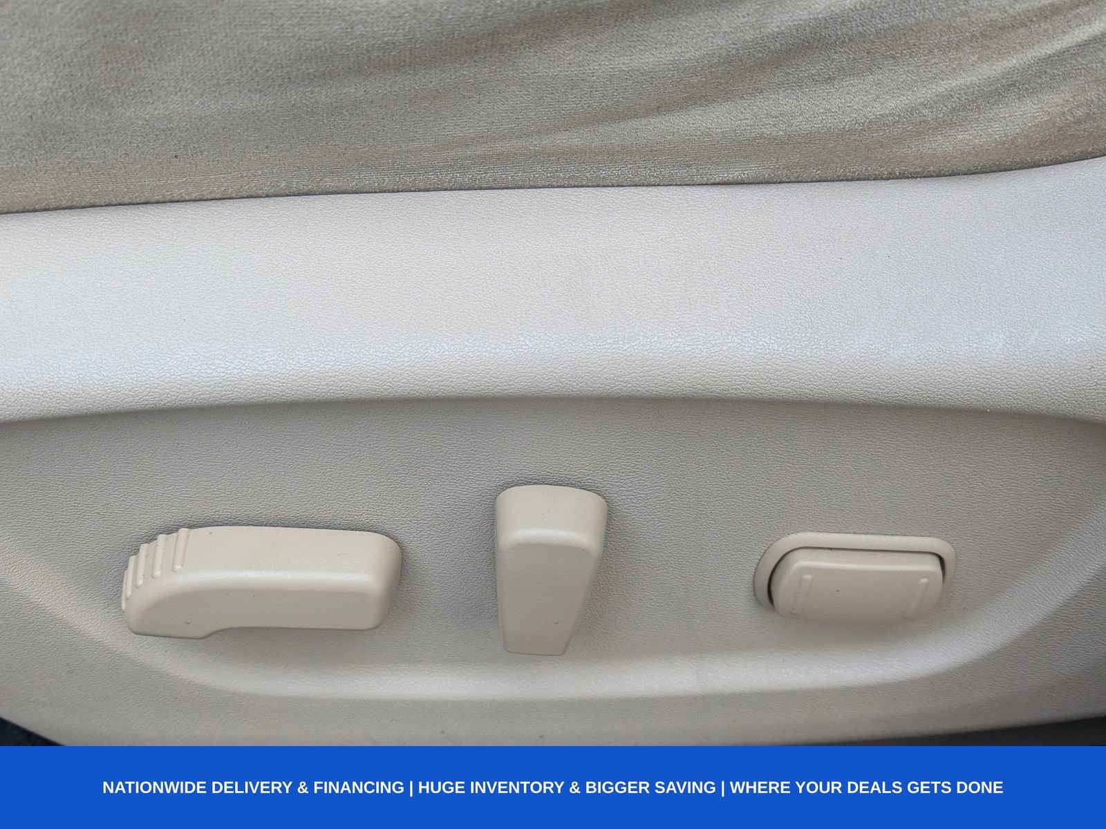 Used 2016 Nissan Rogue SV w/ SV Premium Package image 22