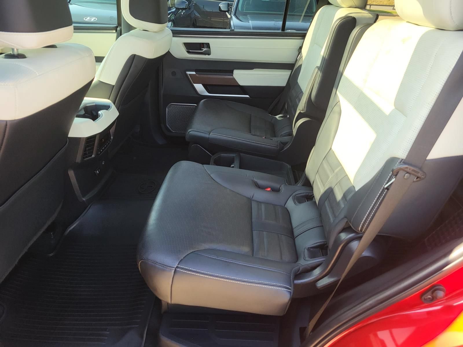 Used 2023 Toyota Sequoia Capstone AWD/4WD image 14